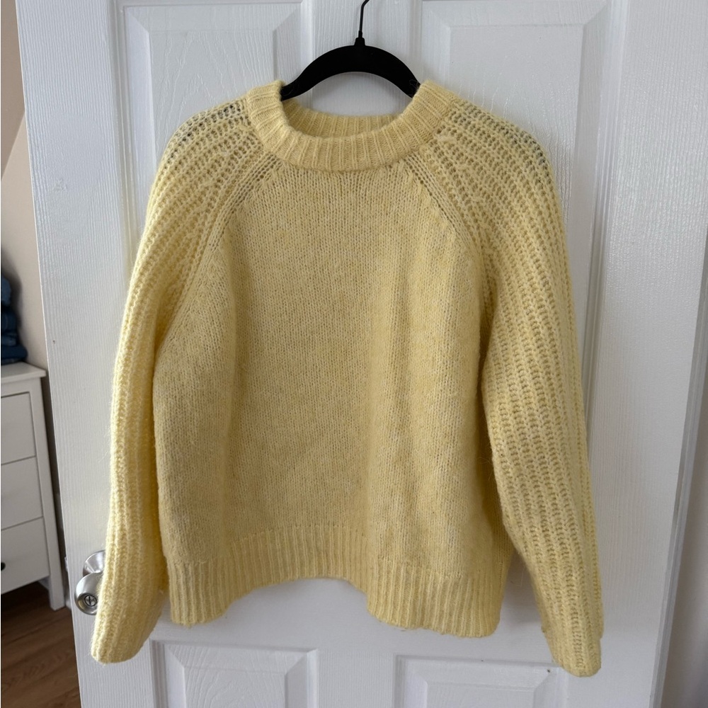 Zara Soft Yellow Crew Neck Sweater